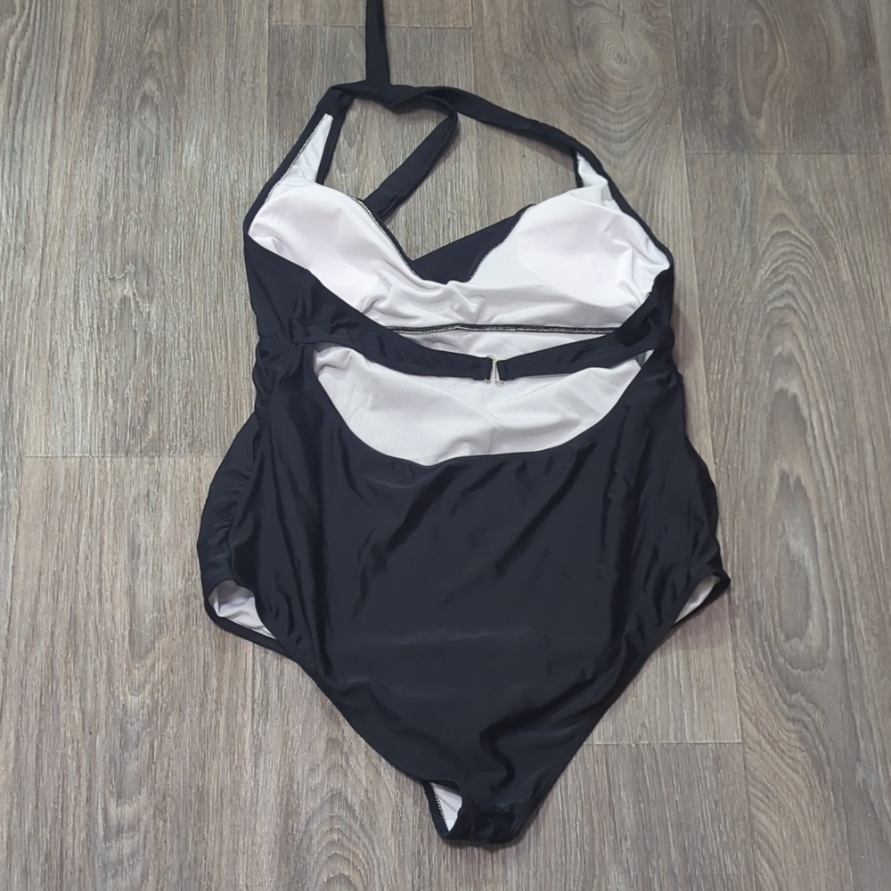 ❤️5/$25 Elegant Black Women's Swimsuit - Picture 2 of 3